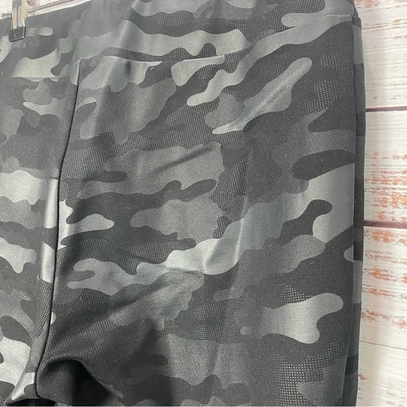 LENA GABRIELLE CAMO BLACK FAUX LEATHER LEGGINGS - Picture 8 of 8